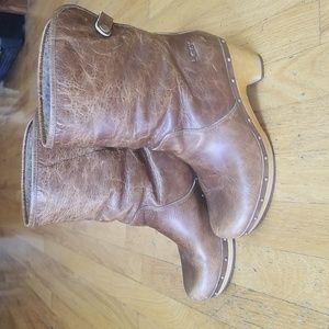 Ugg Lynnea Clog Boots